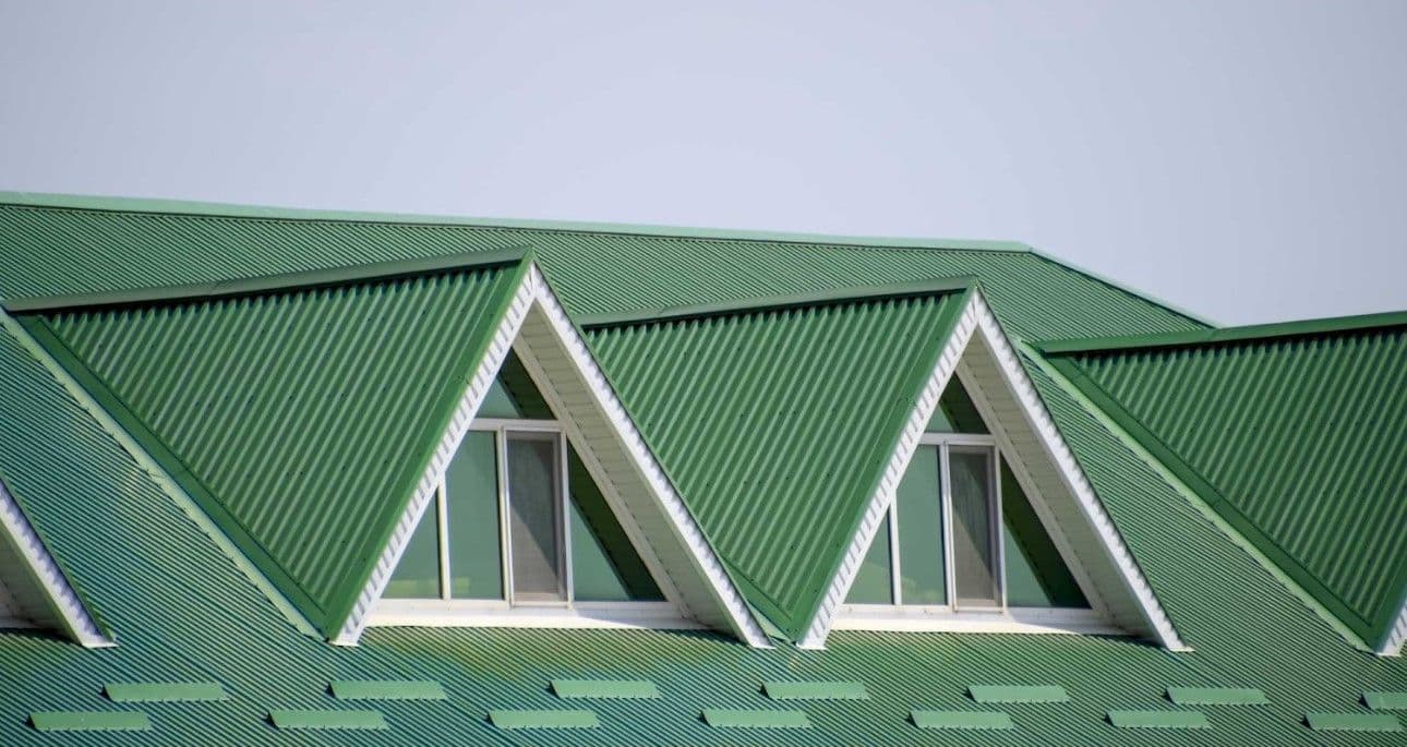 metal-roofing-services-1.jpg